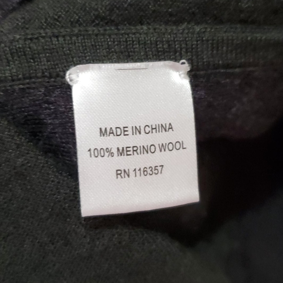 Marino Wool Sweater, Two Tone, Lightweight Knit - Picture 4 of 6